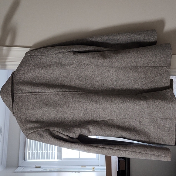 Old navy coat size Large tall - Picture 4 of 4